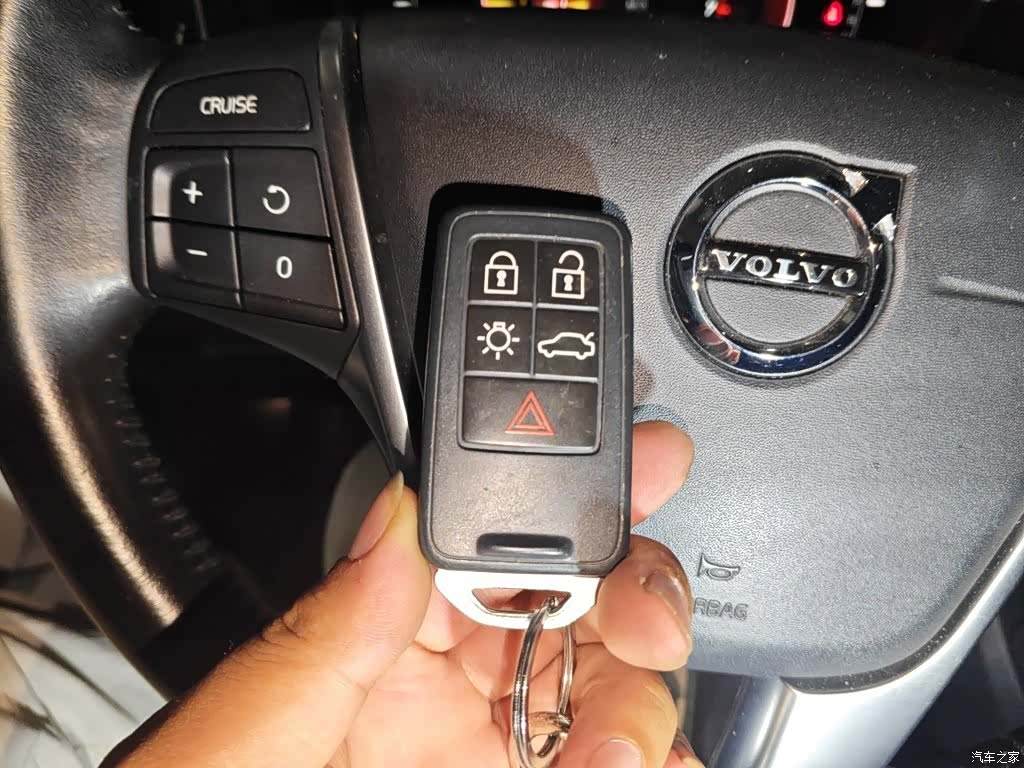 Volvo V40, 2016 12