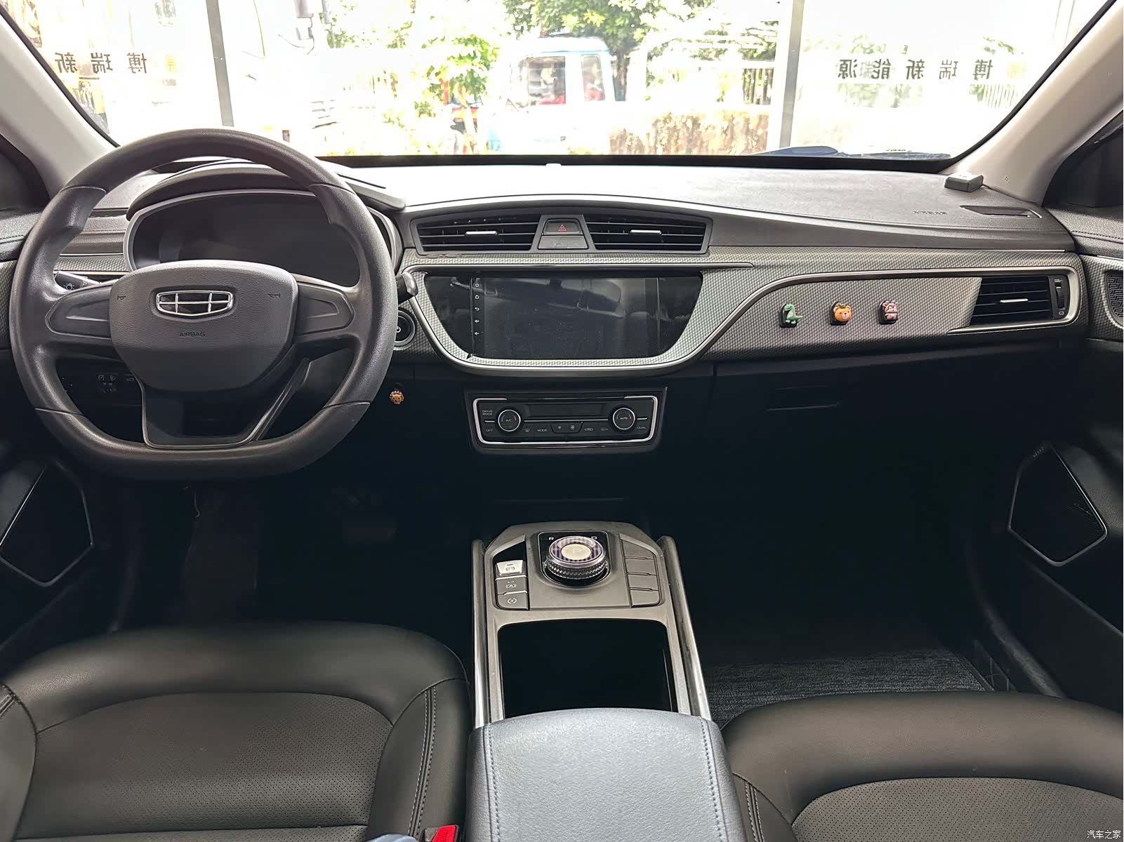 Geely Emgrand, 2022 6
