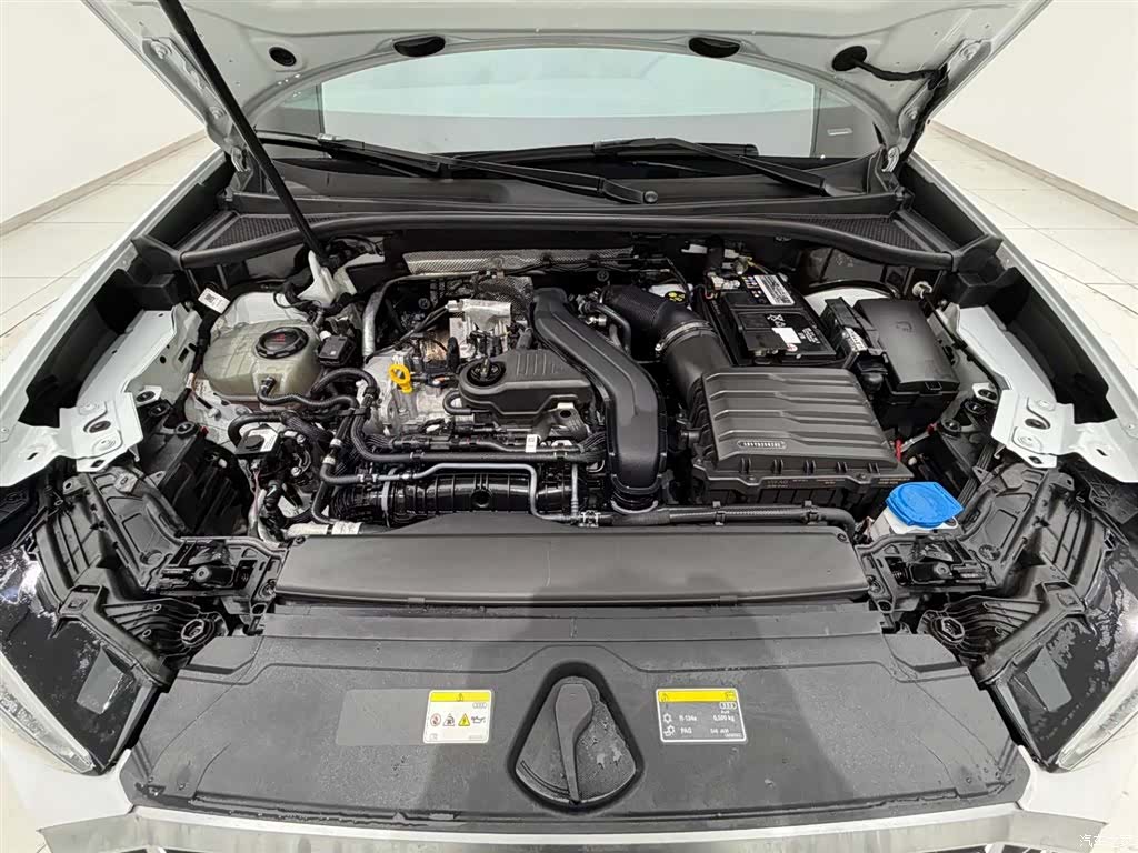Audi Q3, 2023 18
