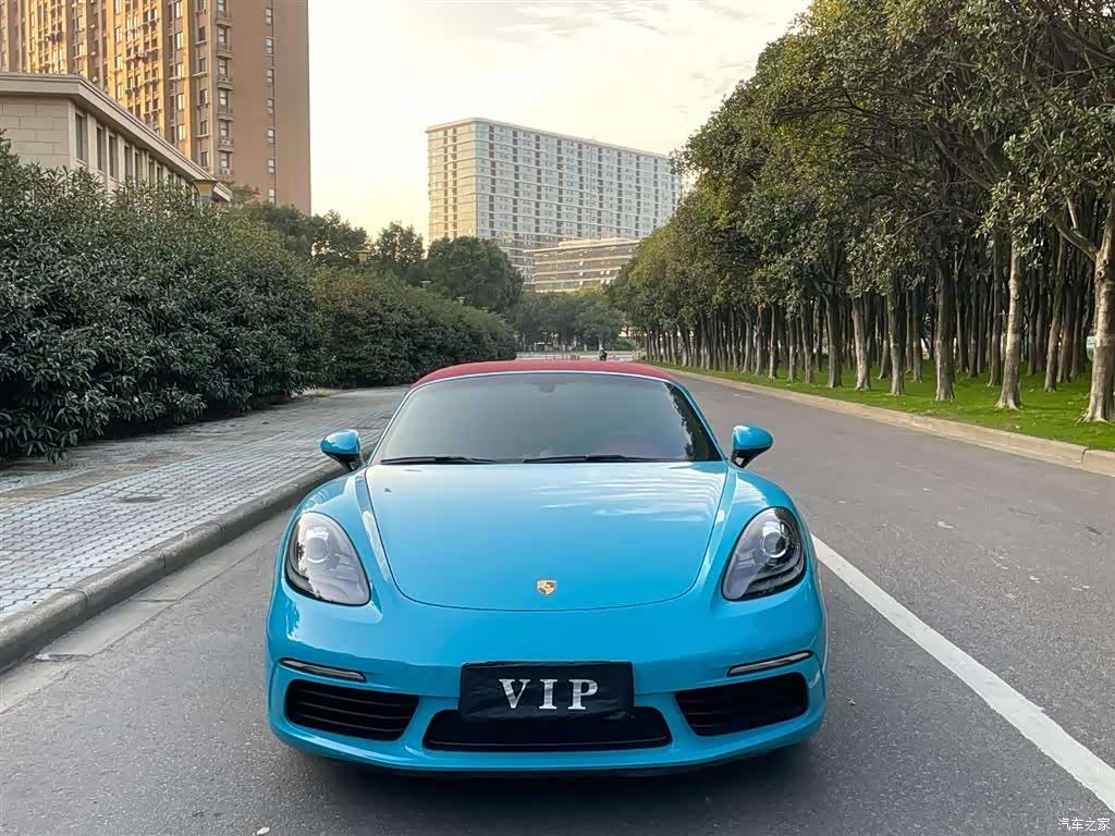 Porsche Boxster, 2021 все фото
