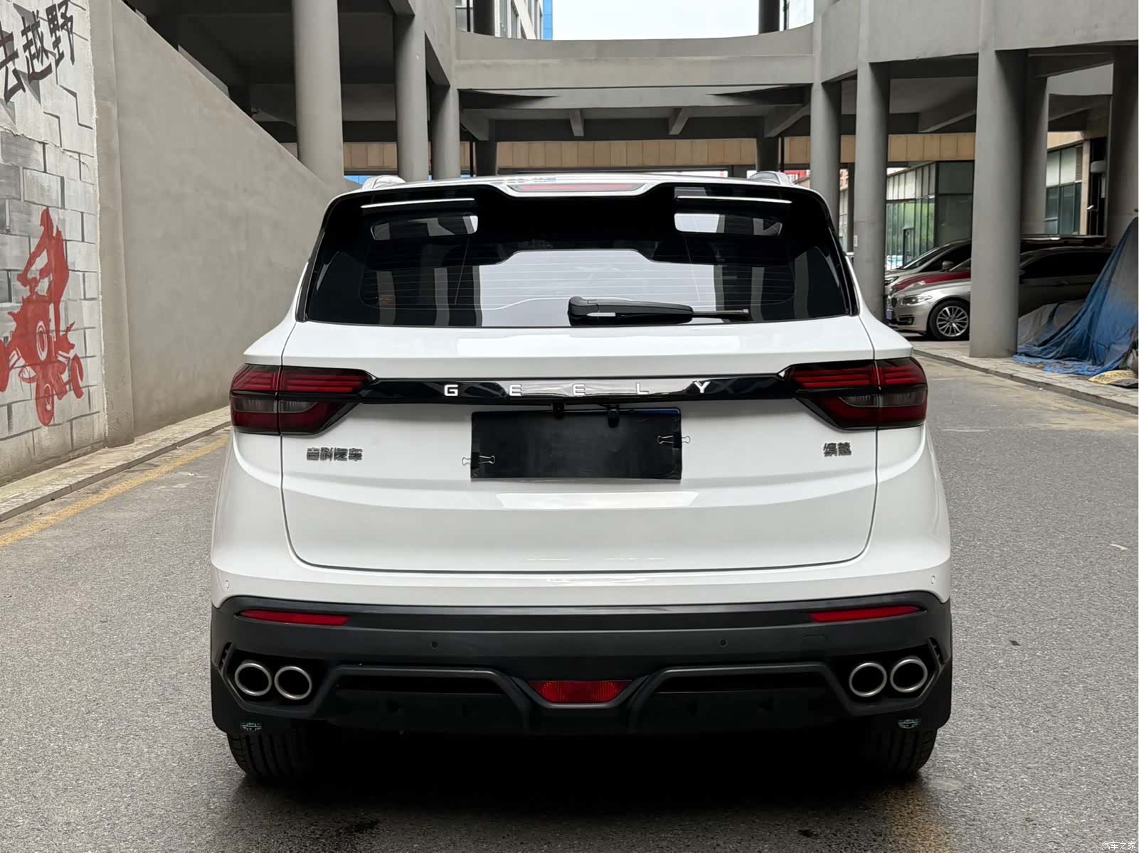 Geely Coolray, 2022 все фото