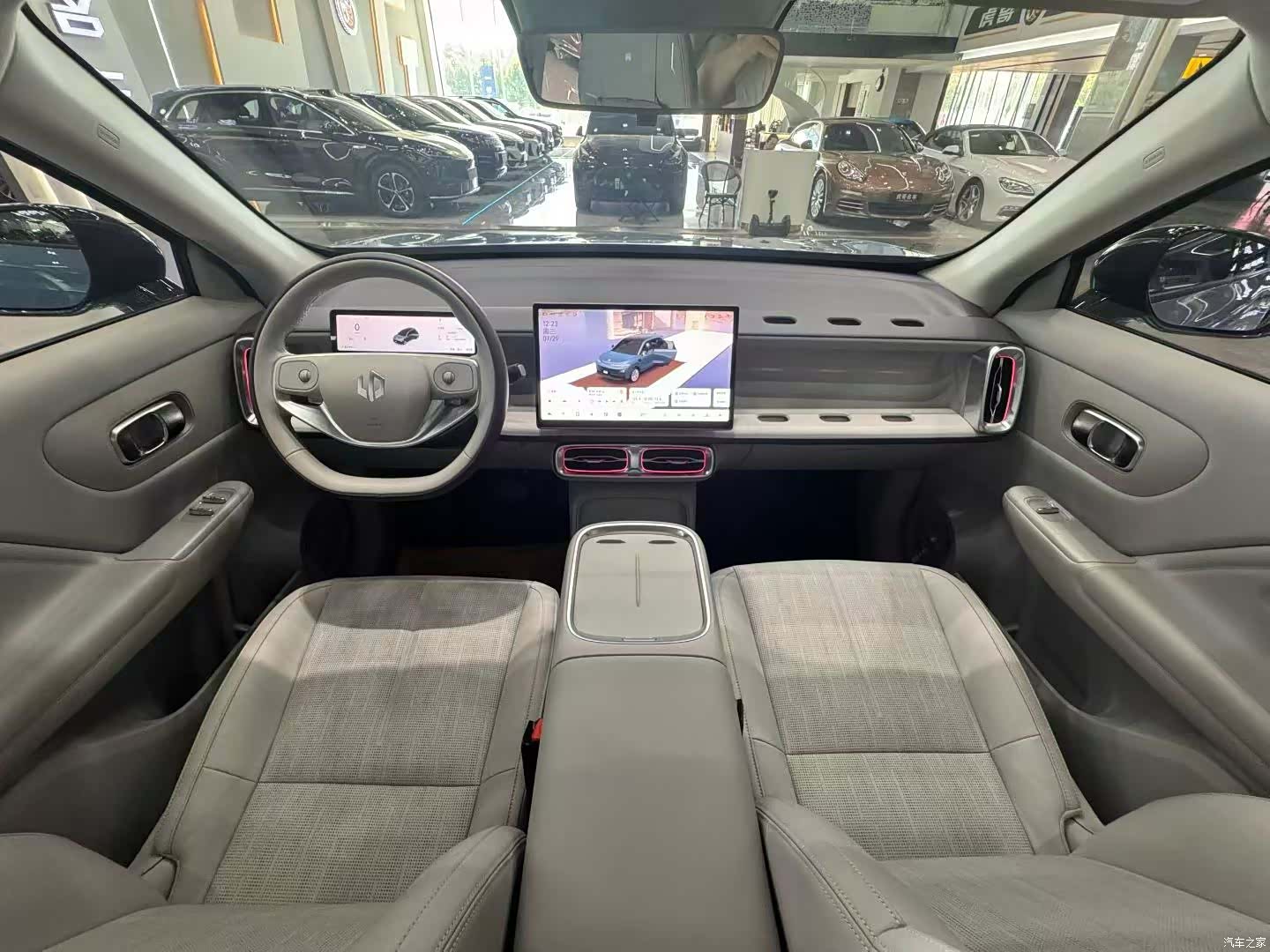 Leapmotor B10, 2025 все фото