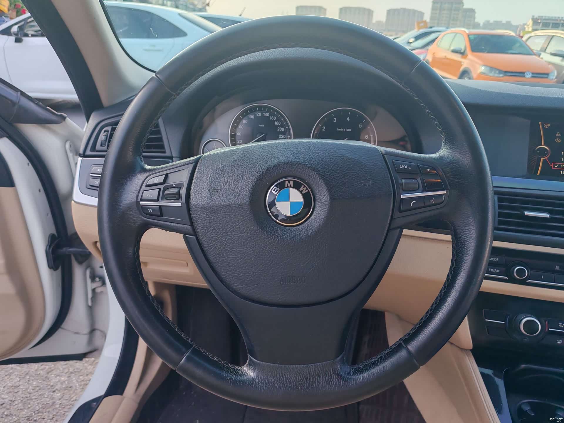 BMW 5 Series, 2013 9