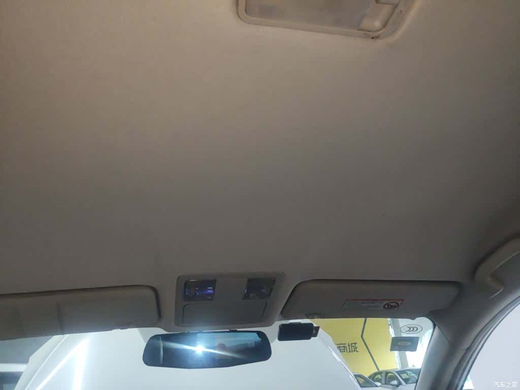 DongFeng A60, 2015 18