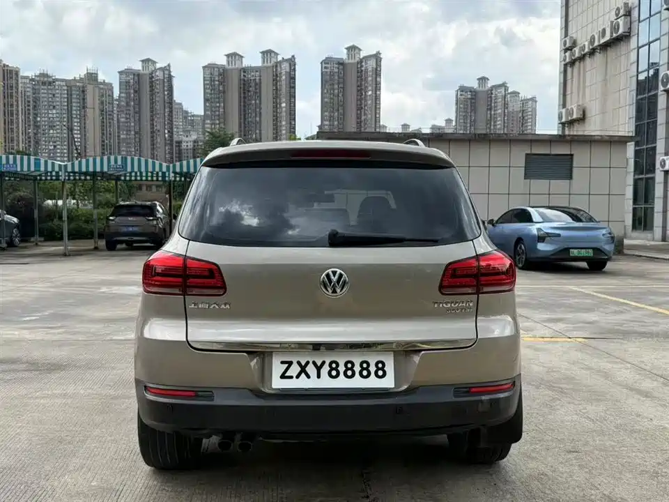 Volkswagen Tiguan