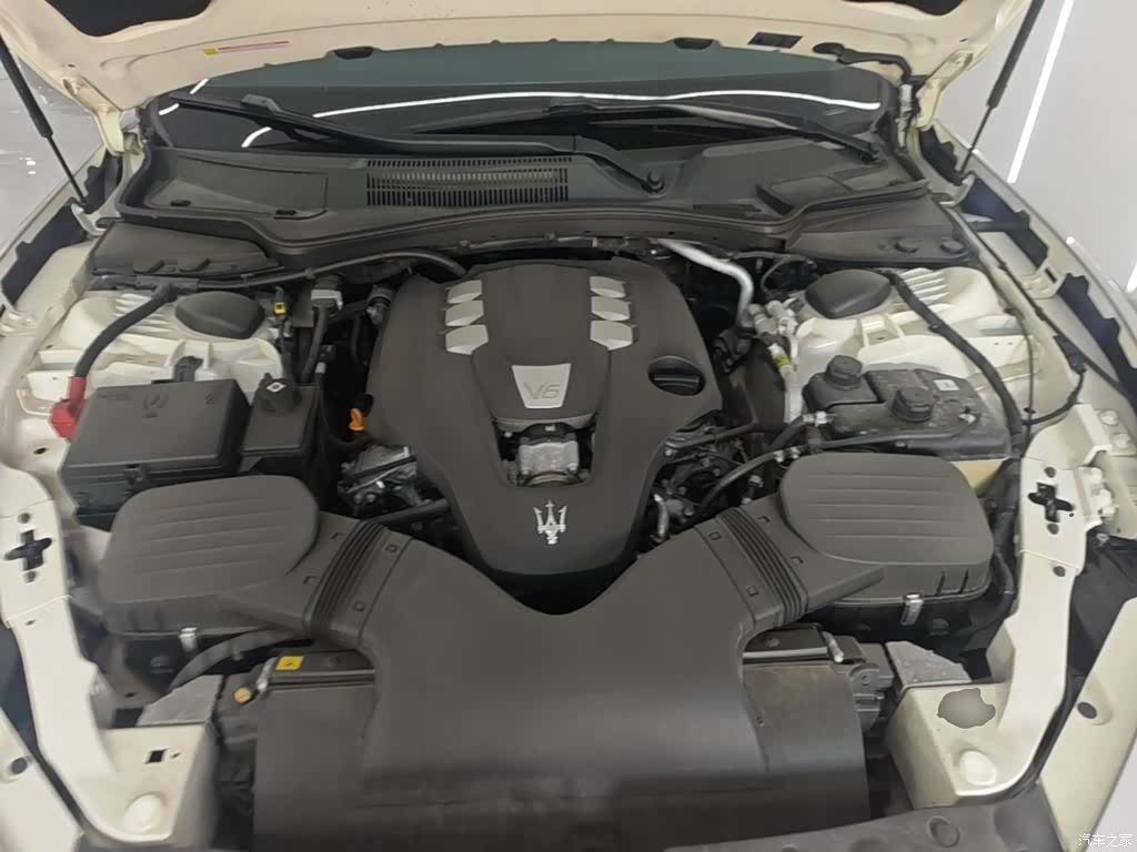 Maserati Ghibli, 2016 20