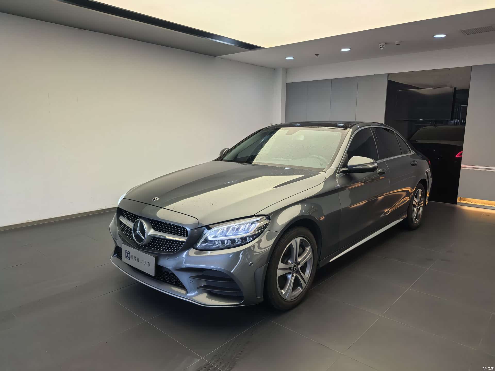 Mercedes-Benz C-Class, 2019 1