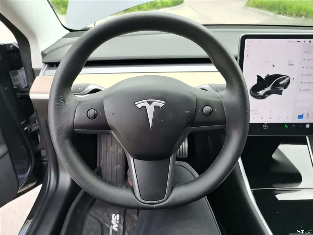 Tesla Model 3, 2019 11