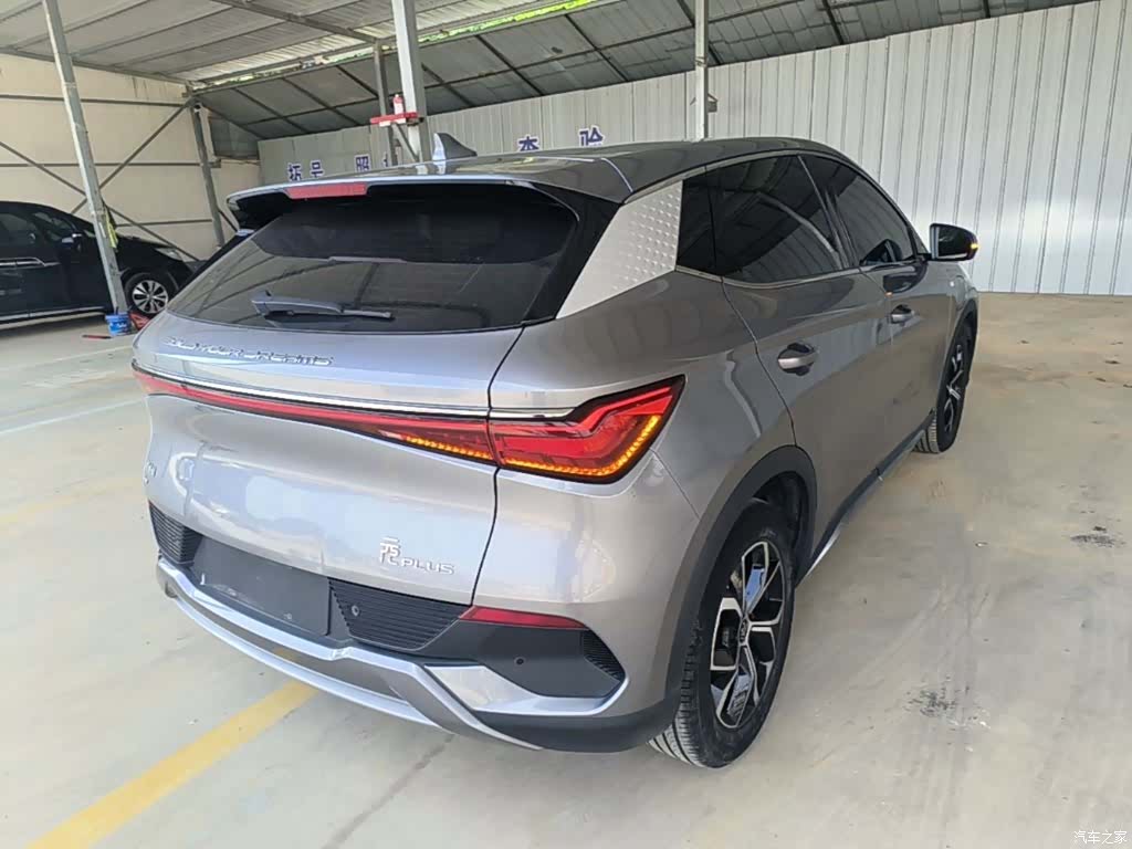 BYD Yuan, 2022 7