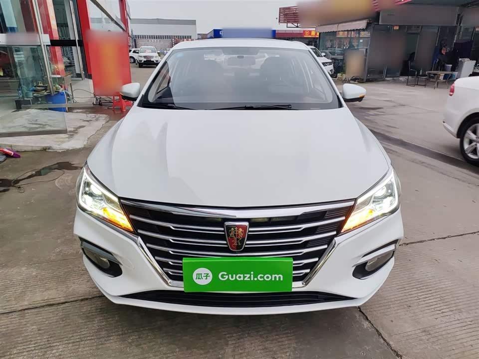 Roewe i5