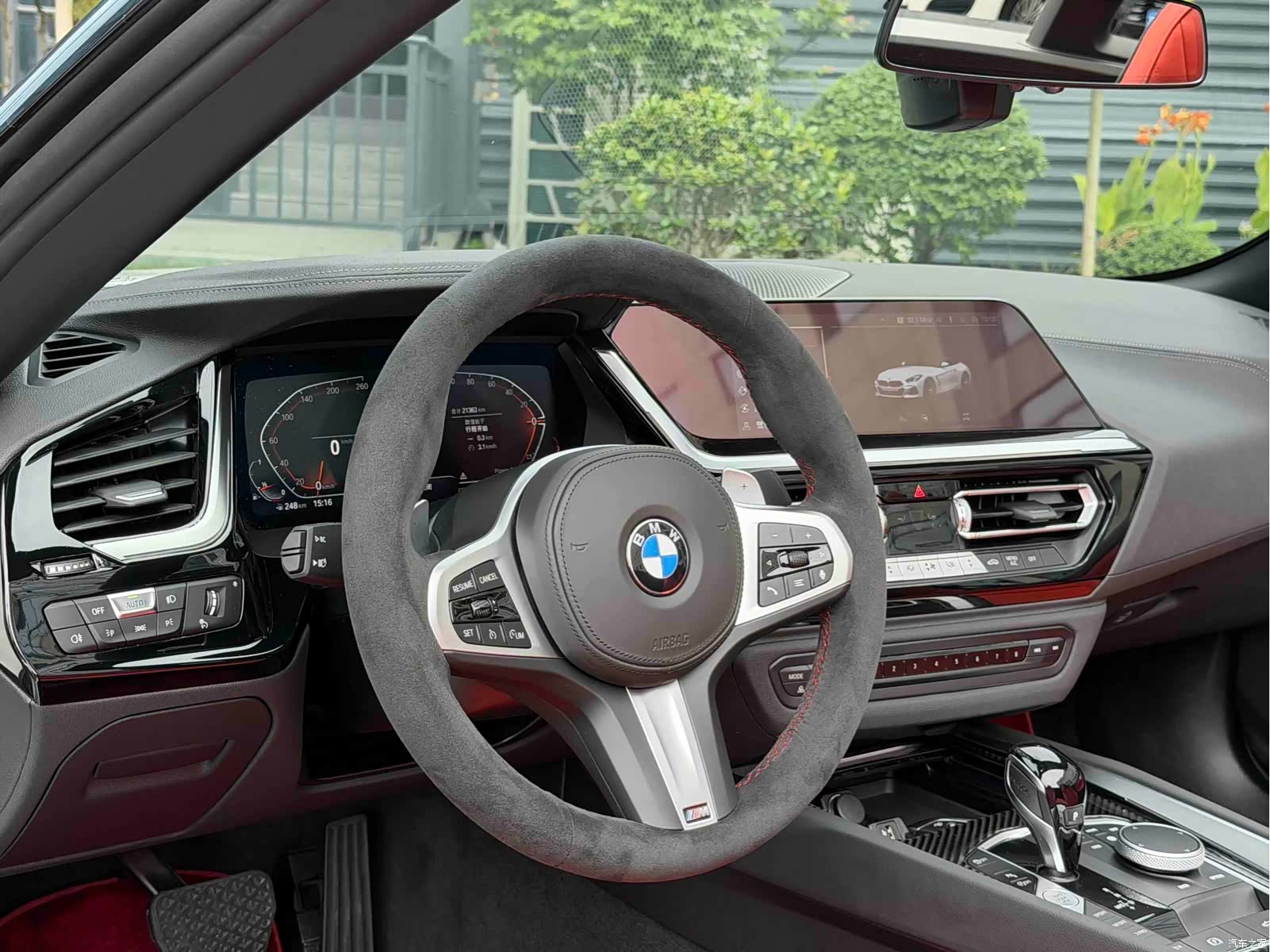 BMW Z4, 2025 8