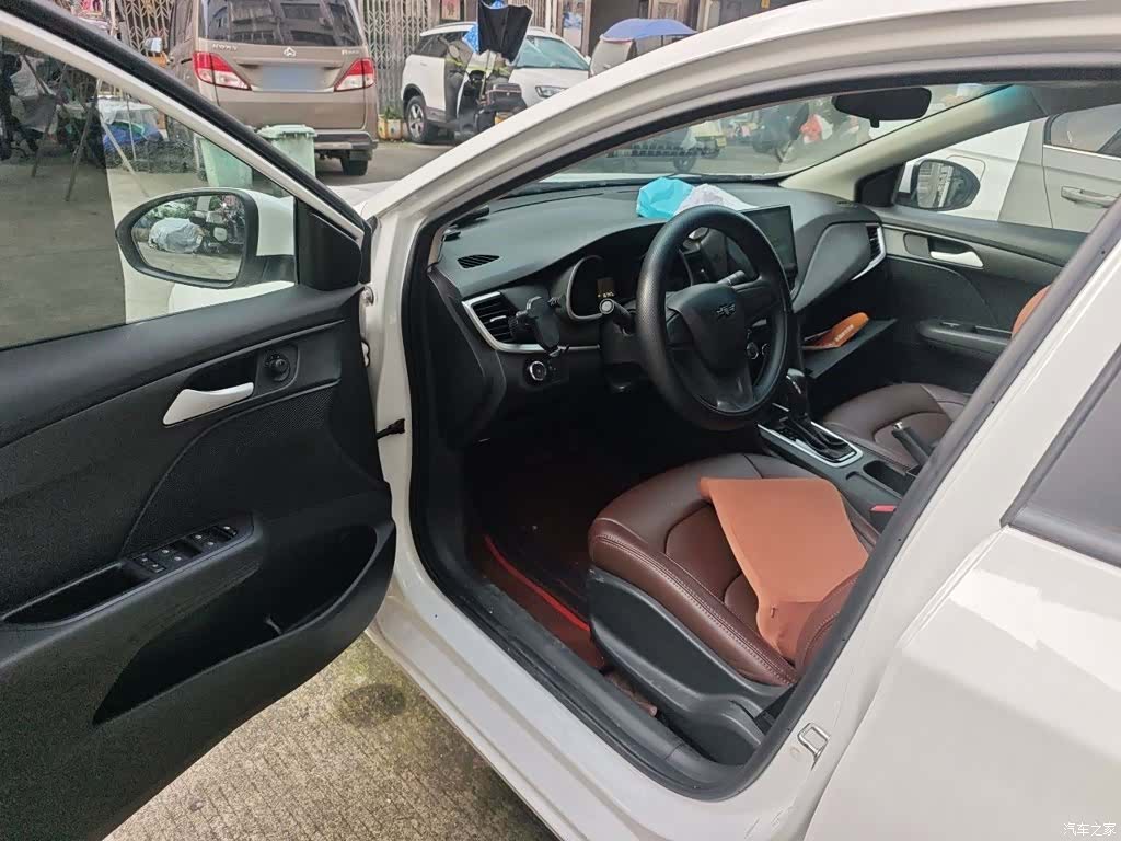 Chevrolet 320, 2018 14