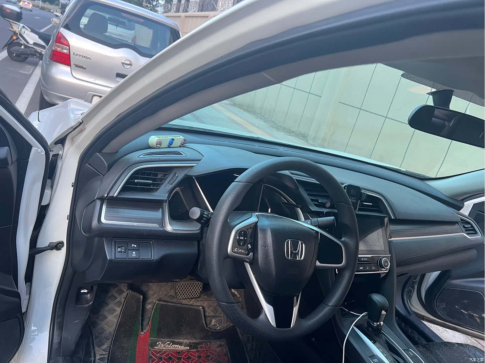 Honda Civic, 2020 все фото