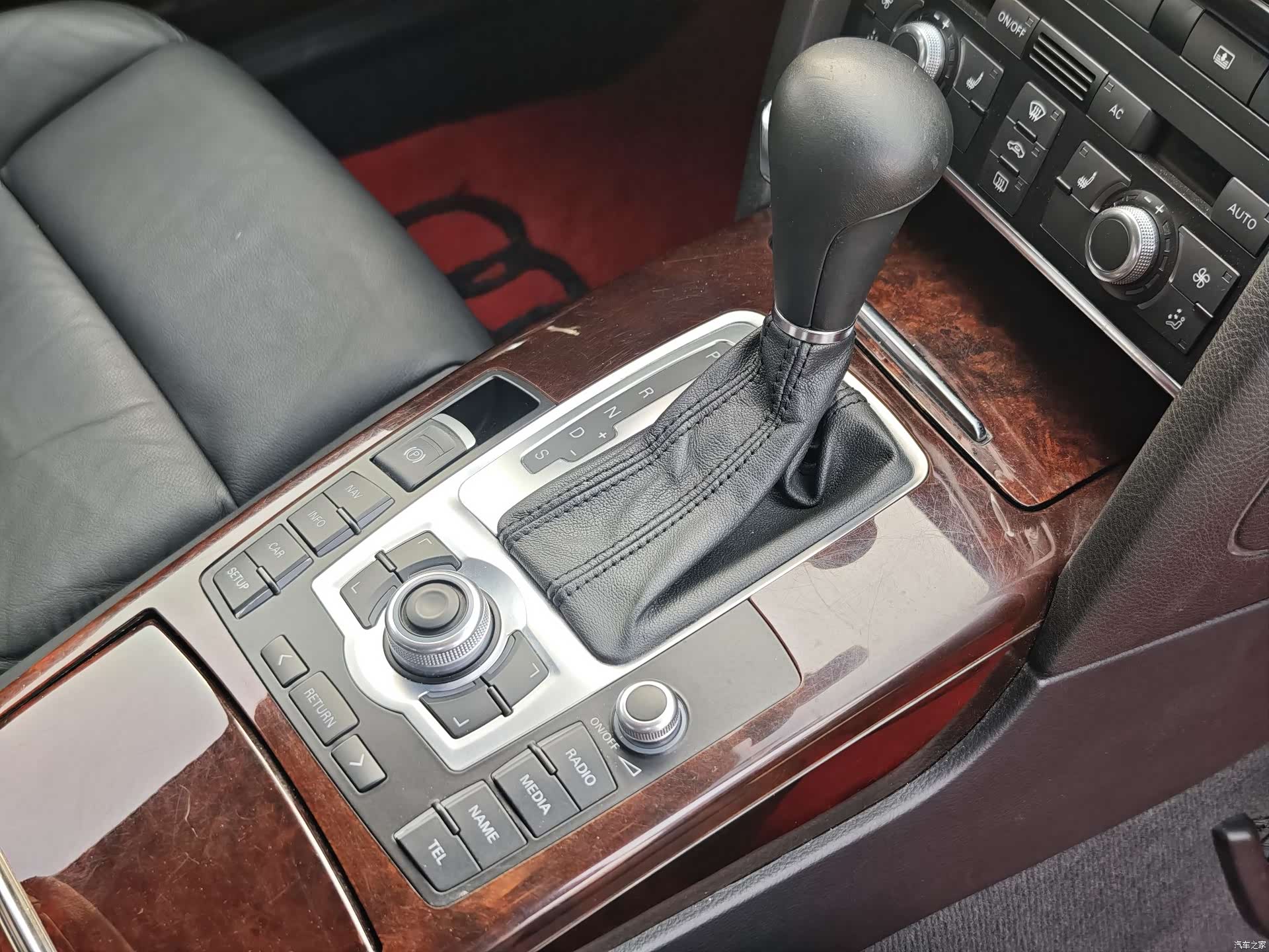 Audi A6L, 2012 20