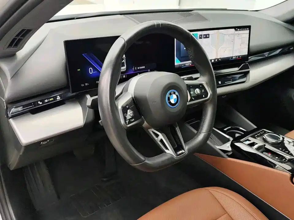 BMW i5