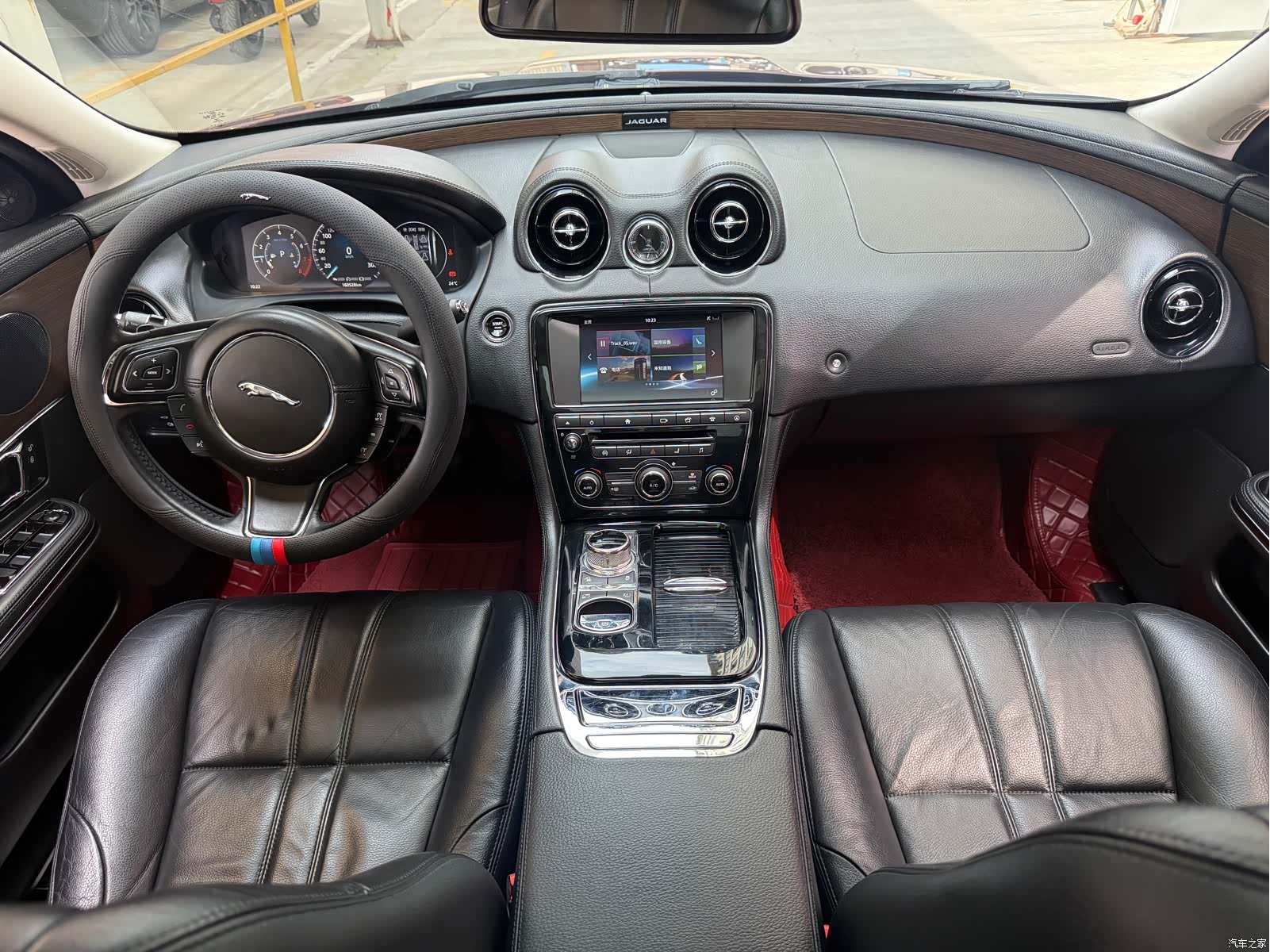 Jaguar XJ, 2018 10