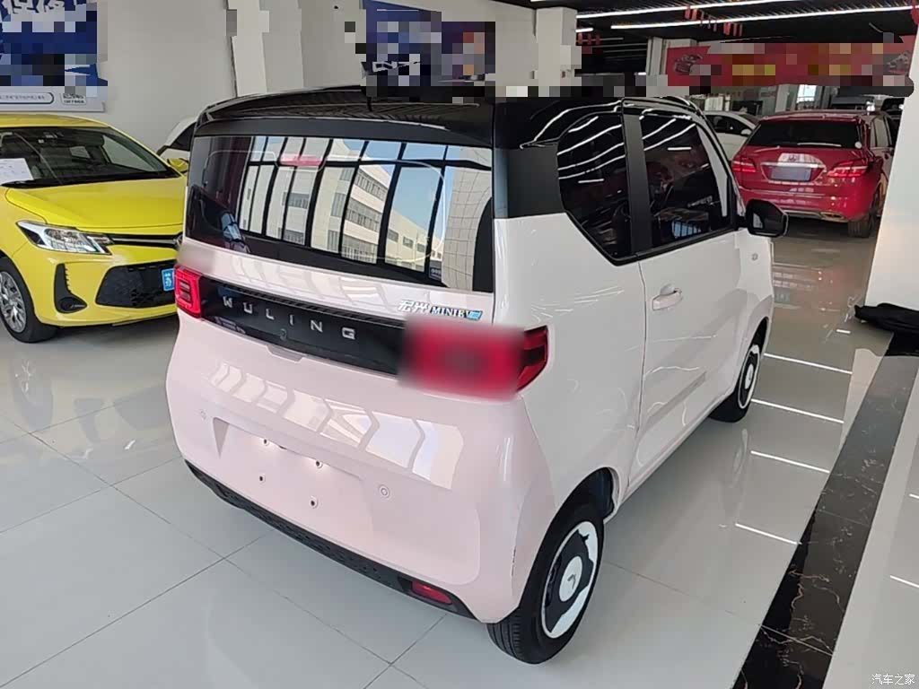 Wuling MINIEV, 2021 7