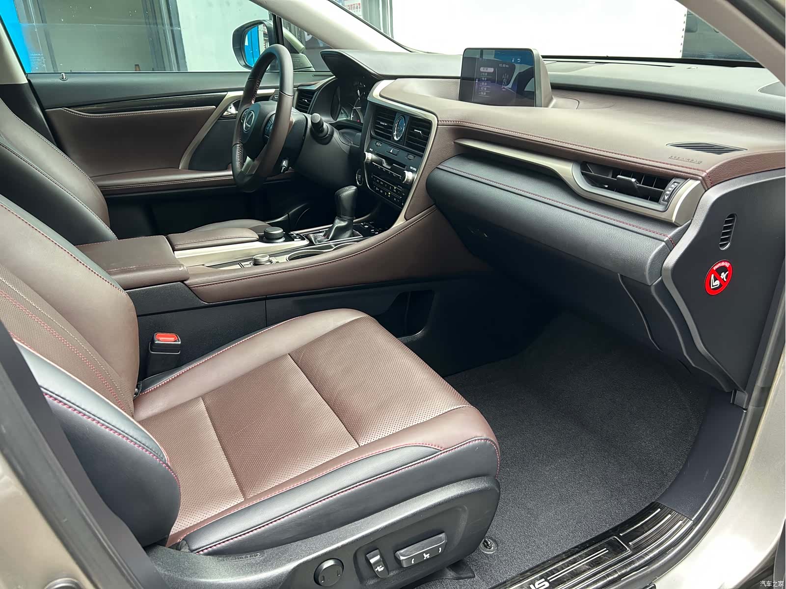 Lexus RX, 2018 13