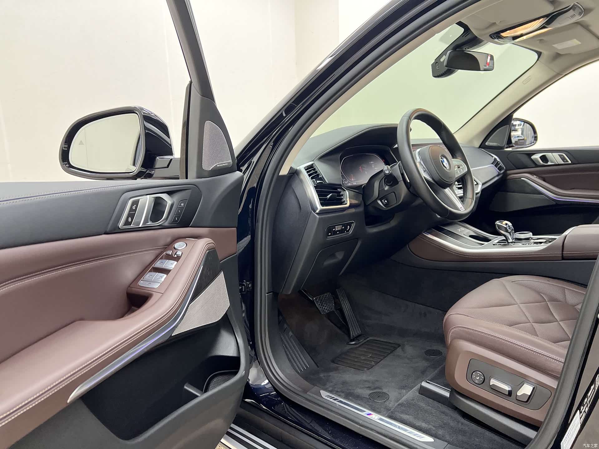 BMW X5, 2023 8