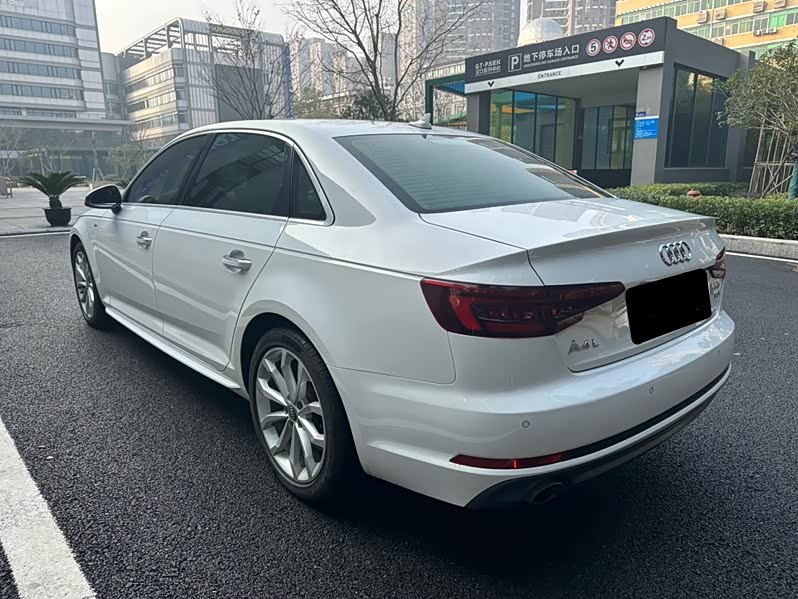 Audi A4L