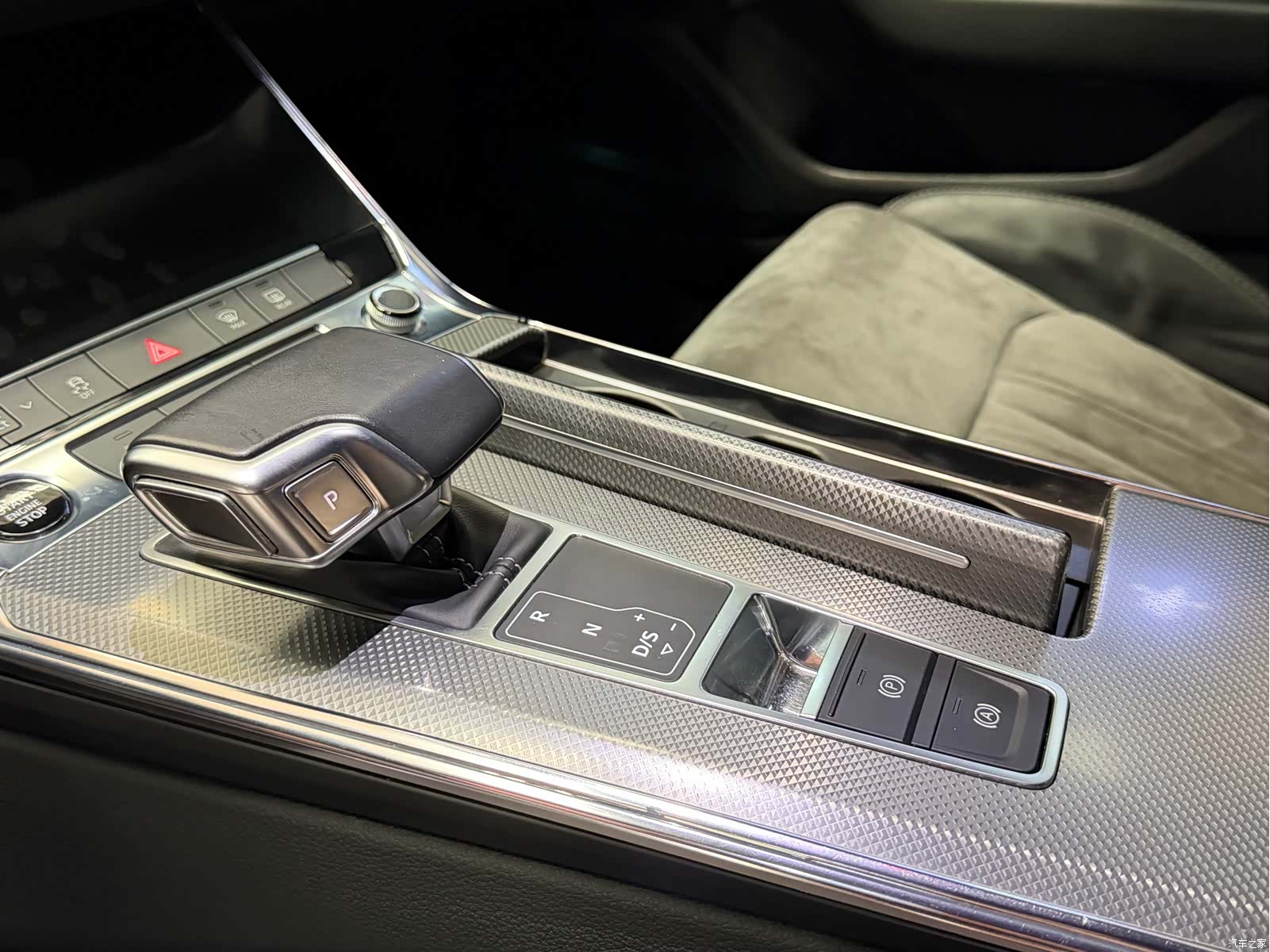 Audi A6L, 2021 7