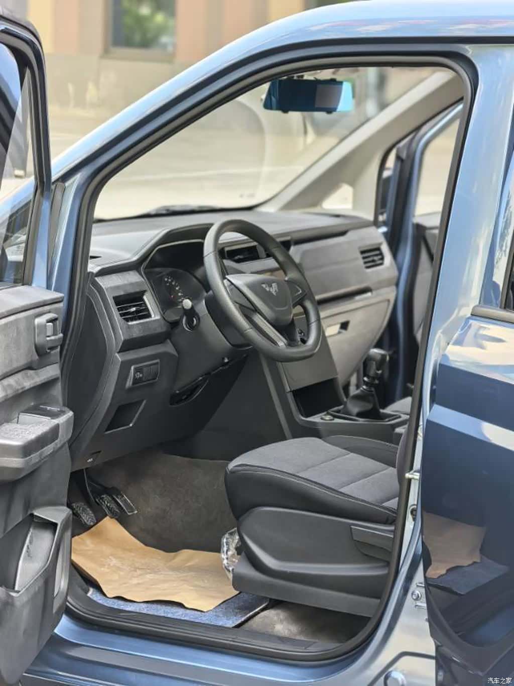 Wuling Hongguang, 2021 6