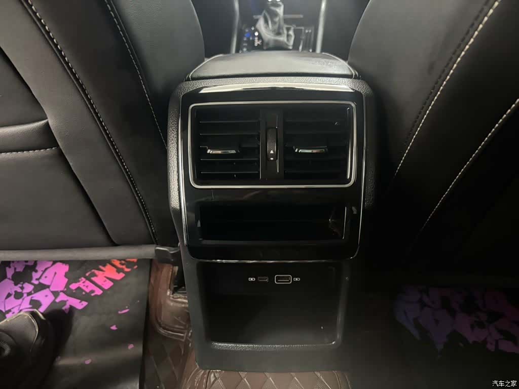 Skoda Superb, 2023 7