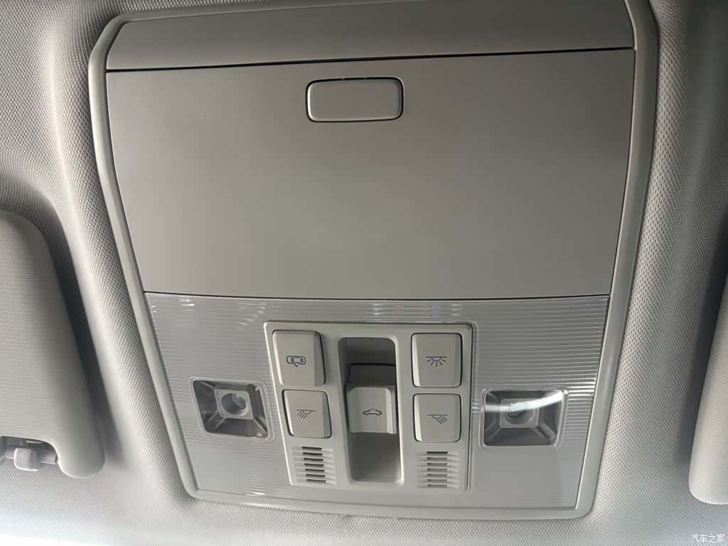 Skoda Superb, 2023 8