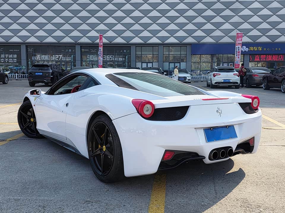 Ferrari 458