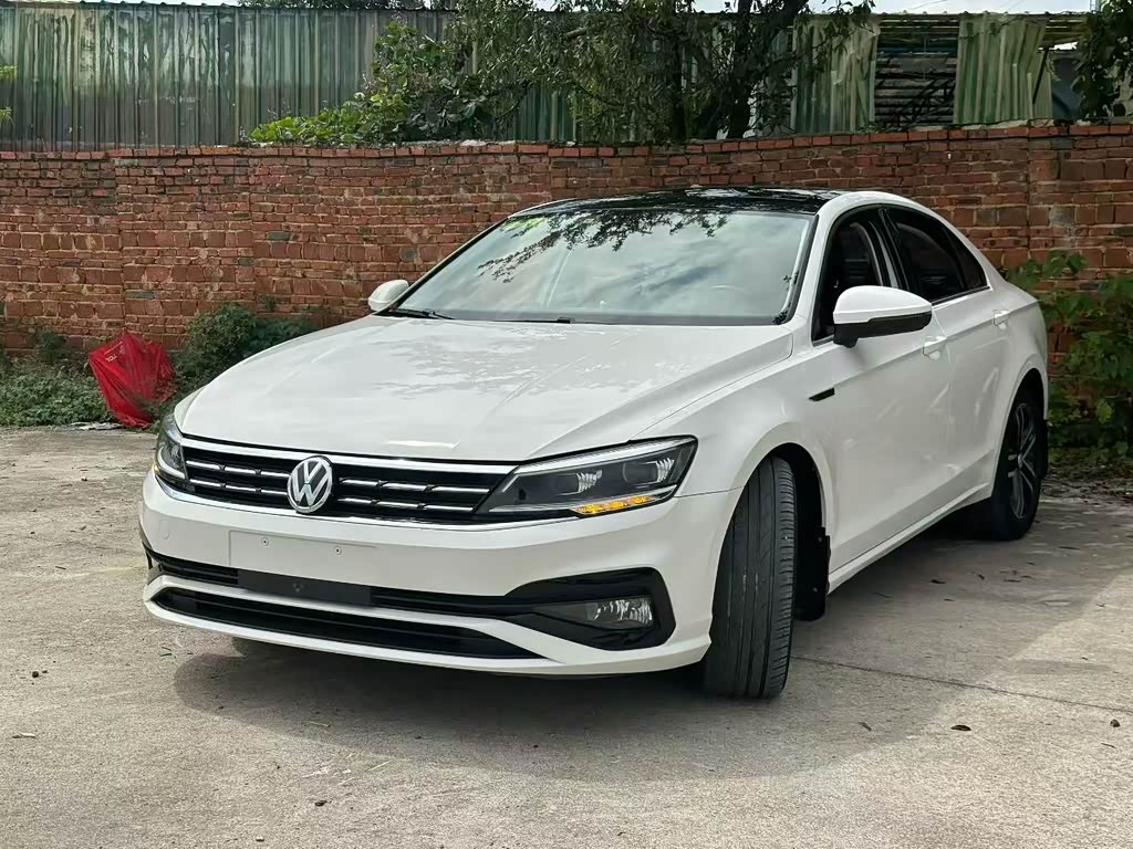 Volkswagen Lamando