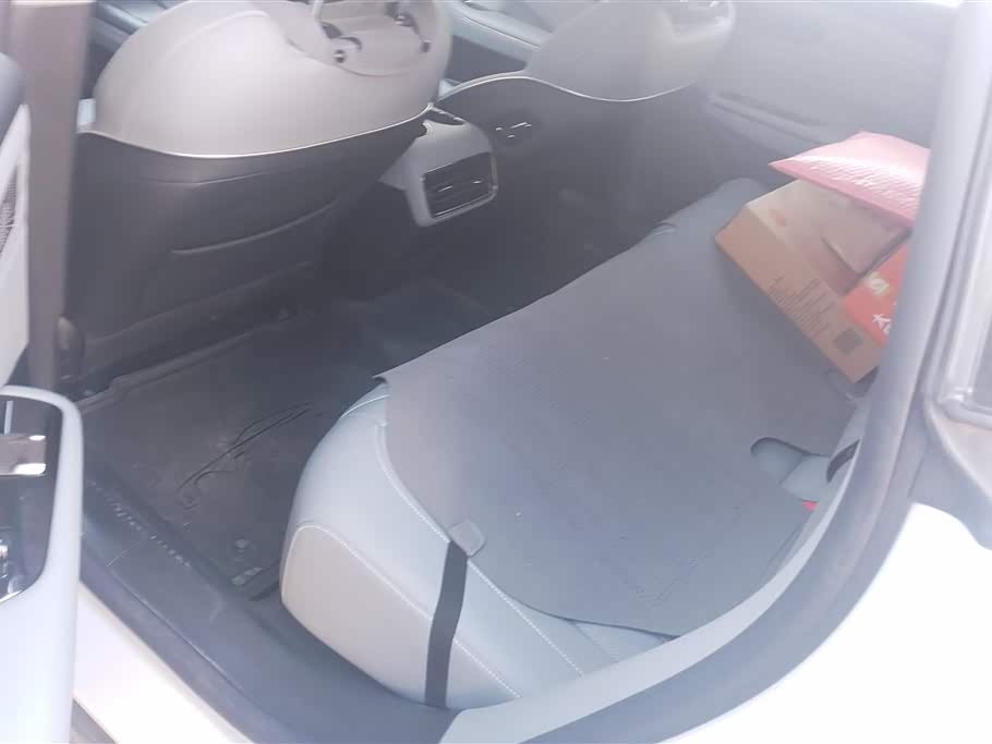 Geely Galaxy Galaxy E8