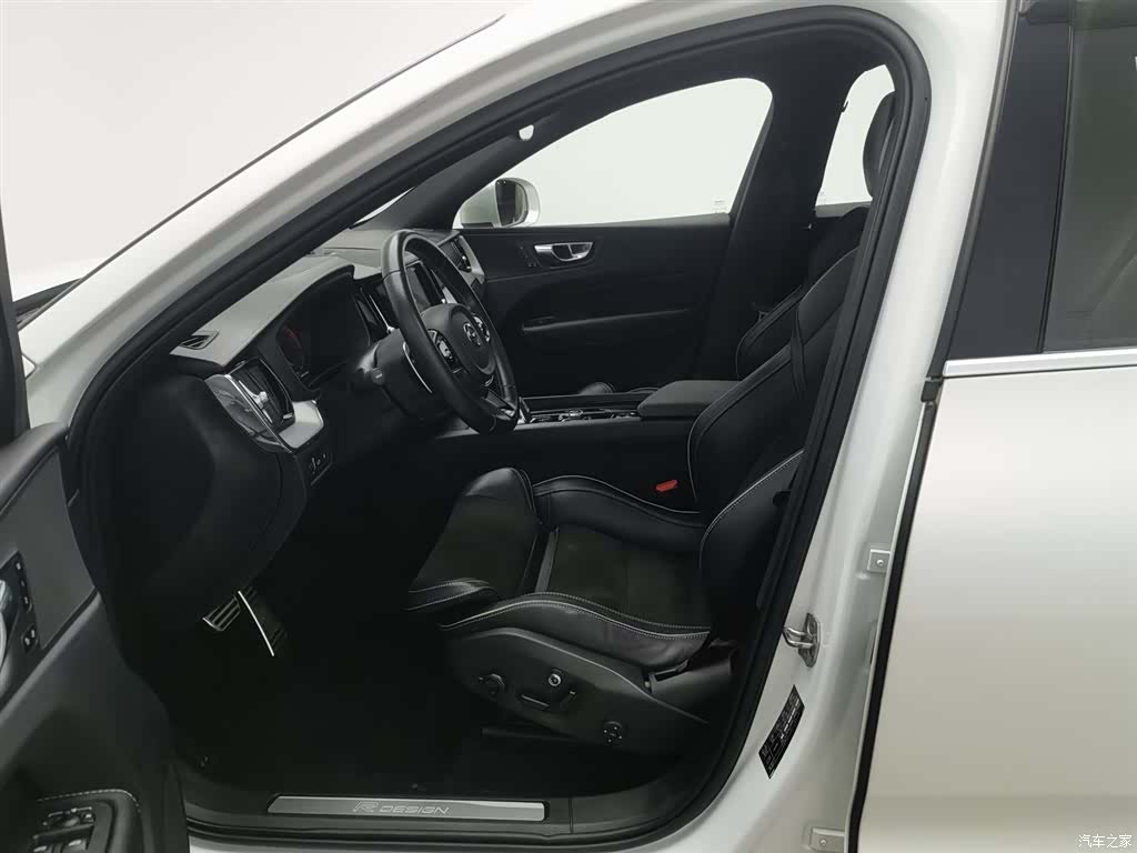 Volvo XC60, 2019 10