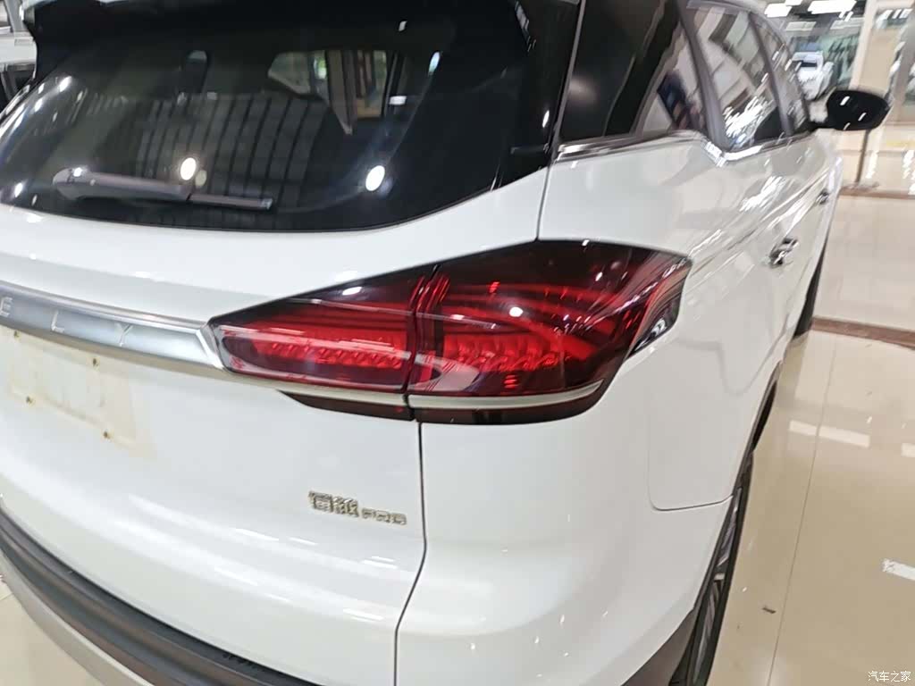 Geely Boyue, 2020 8