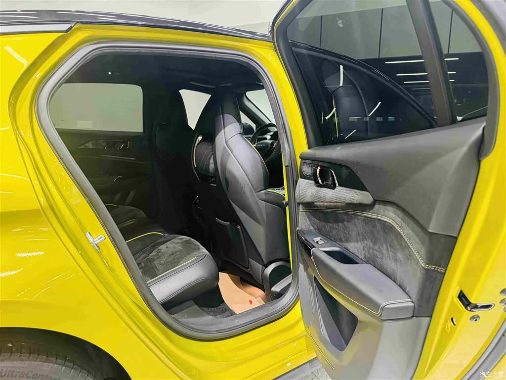 Lynk & Co 02, 2020 25