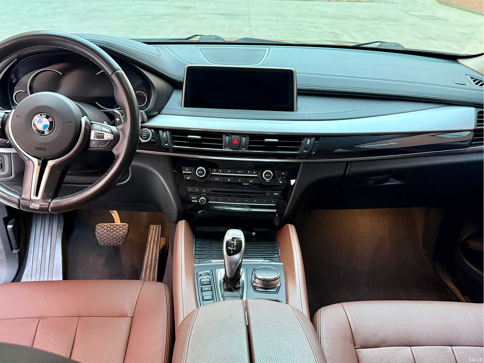 BMW X6, 2018 10
