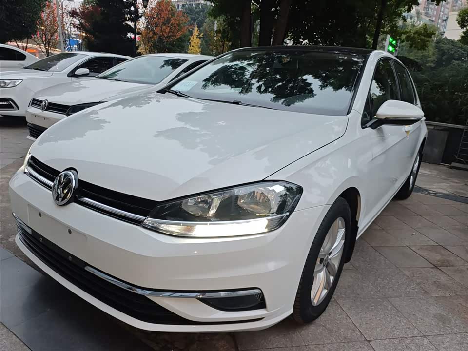 Volkswagen golf