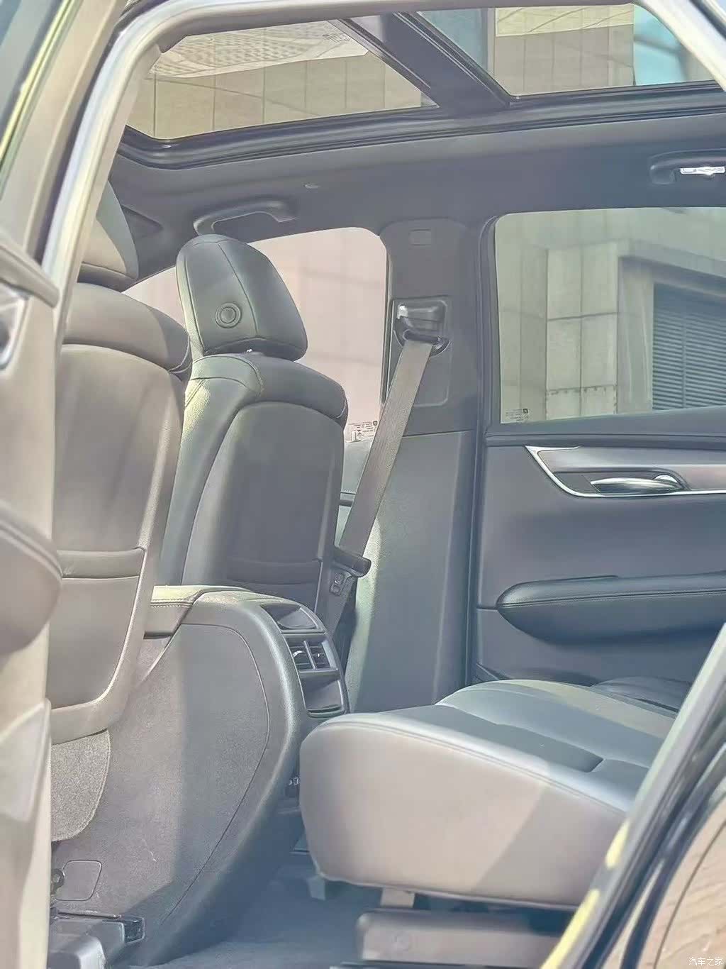 Cadillac XT5, 2021 все фото