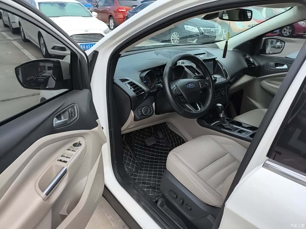 Ford Kuga, 2017 16