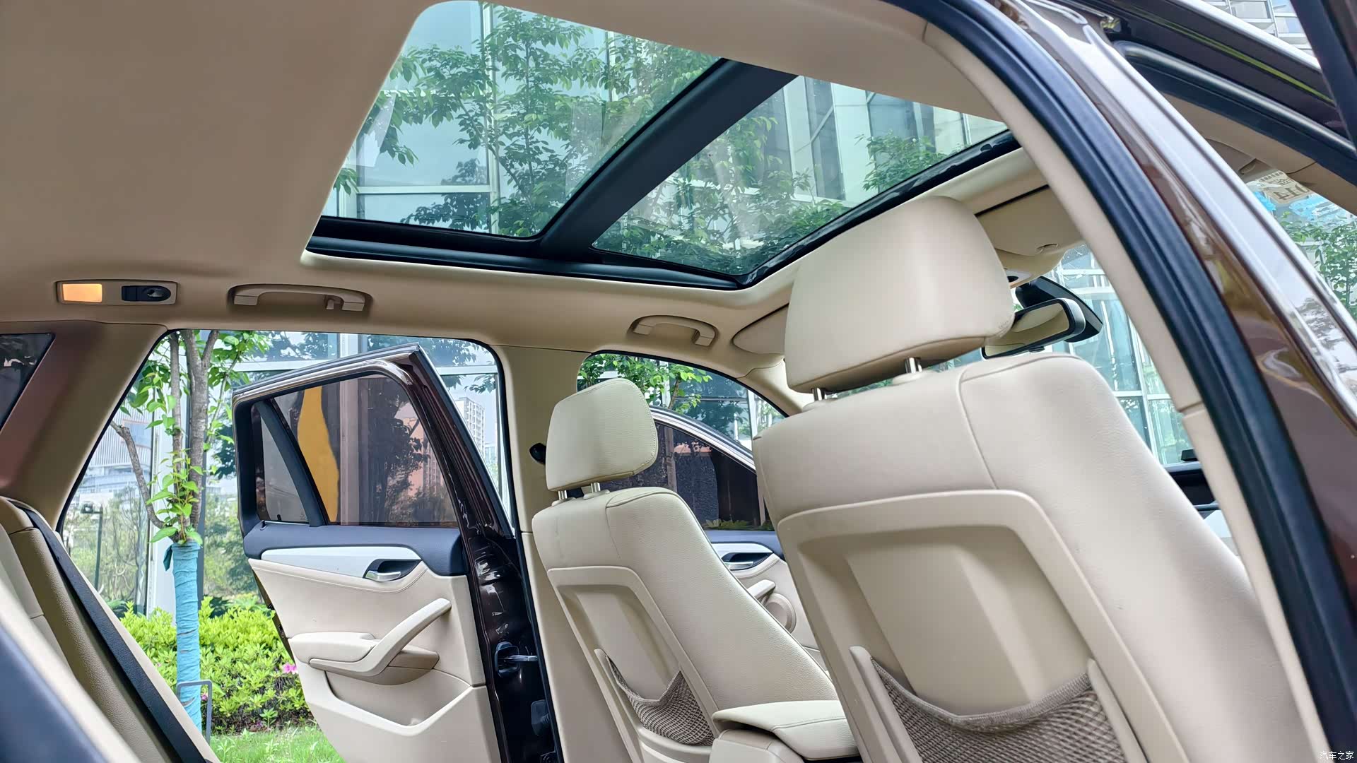 BMW X1, 2012 33