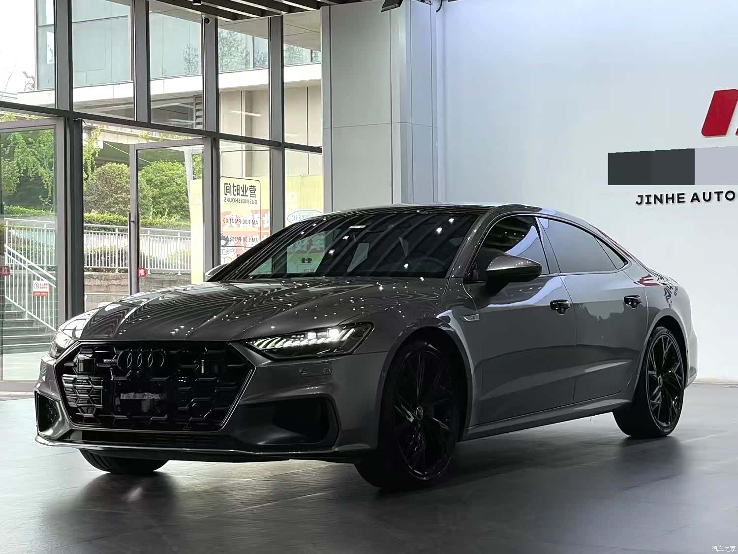 Audi A7L, 2025 1