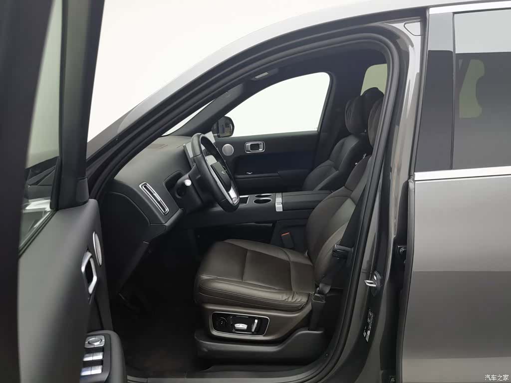 Li Auto L8, 2023 10