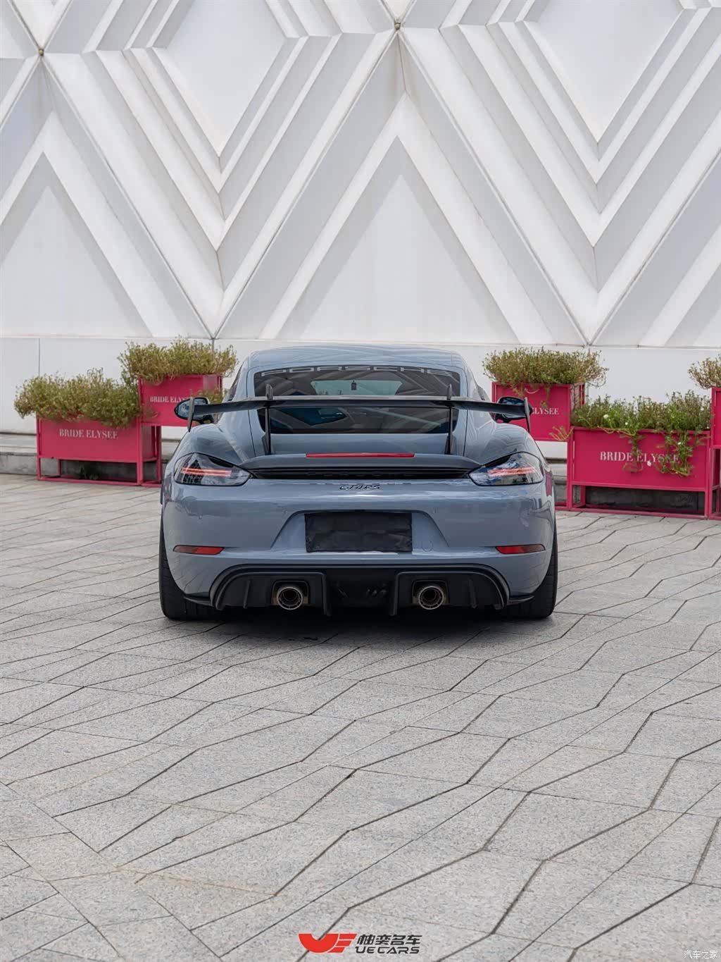 Porsche Cayman, 2024 все фото