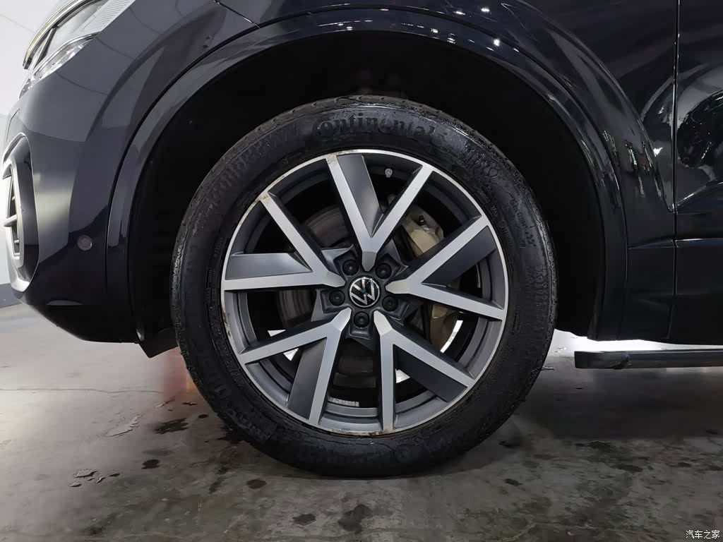 Volkswagen Touareg, 2020 17