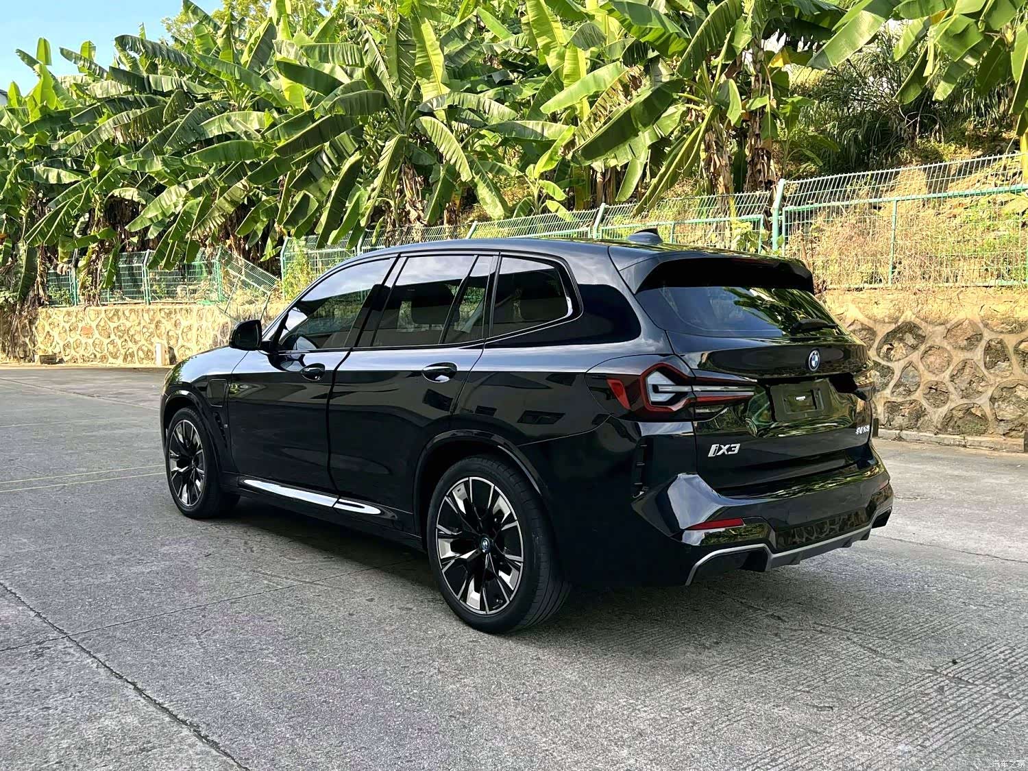 BMW iX3, 2022 4
