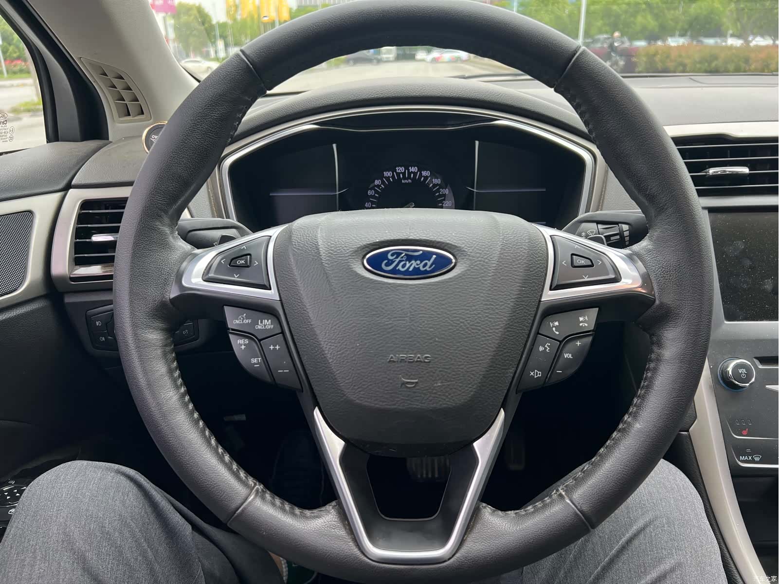 Ford Mondeo, 2016 6