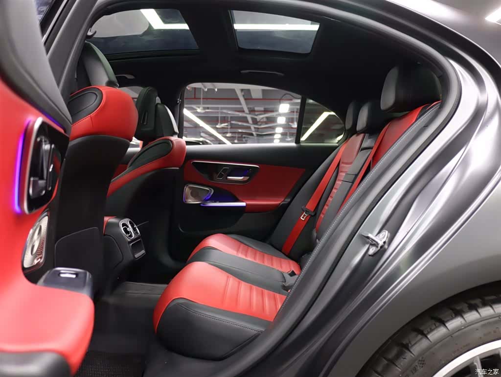 Mercedes-Benz C-Class, 2024 20