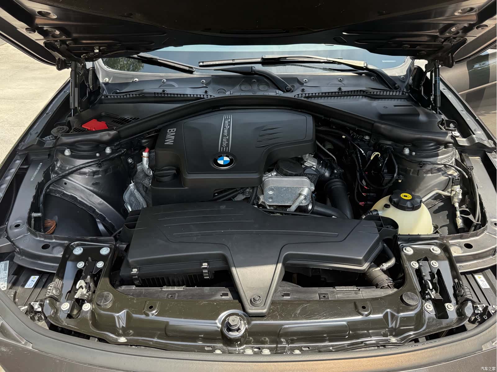 BMW 3 Series, 2013 13