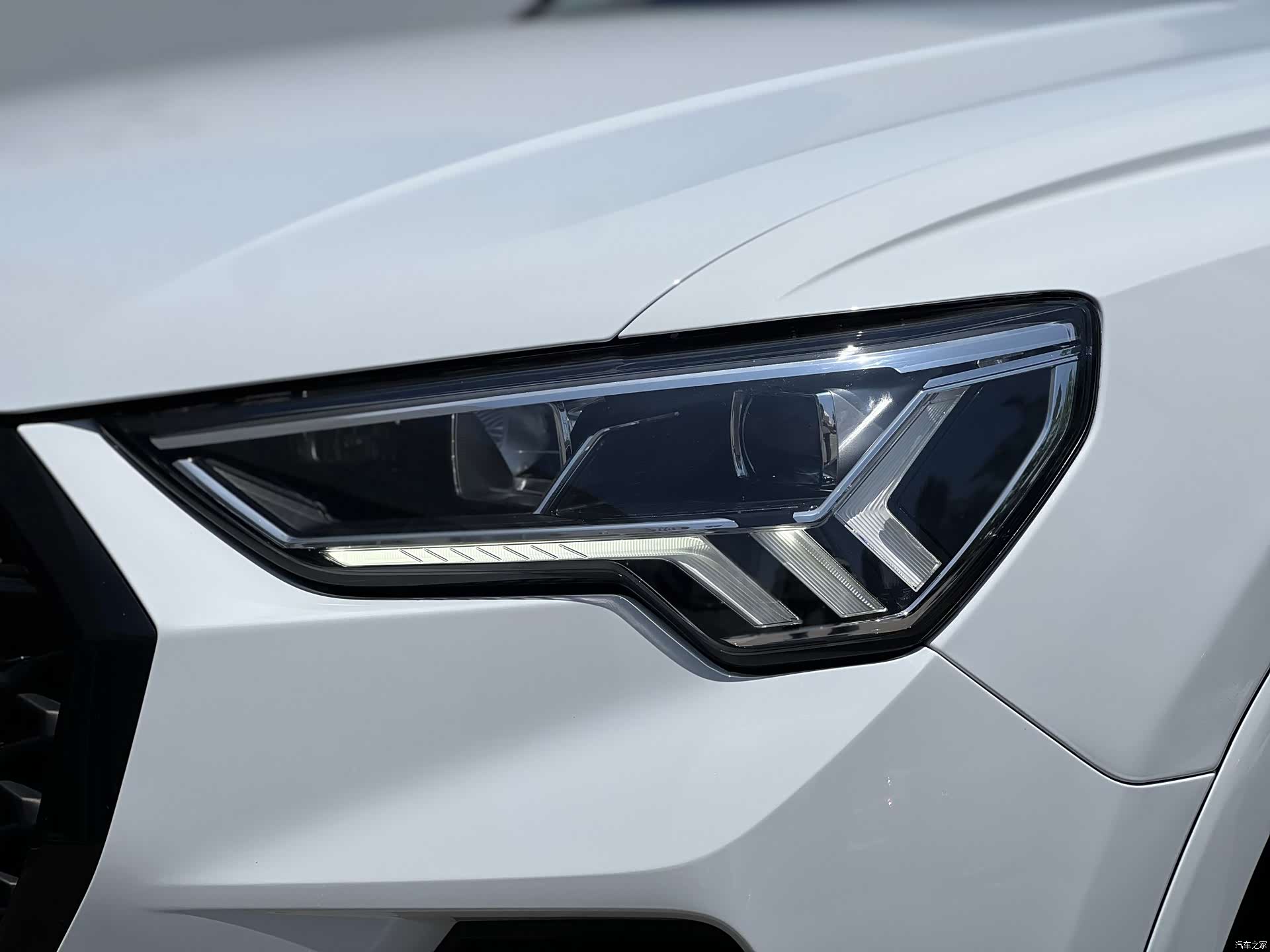 Audi Q3, 2022 13