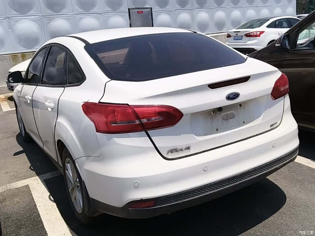 Ford Focus, 2015 23