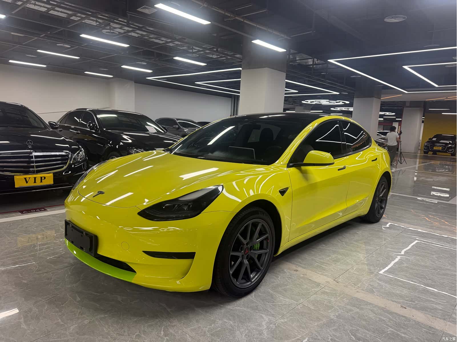 Tesla Model 3, 2023 1